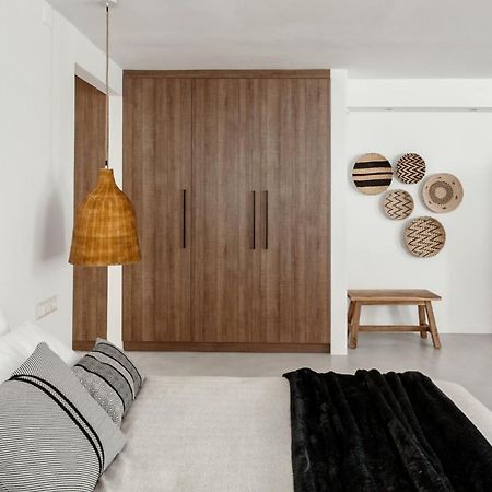 Pebble, An Idyllic Seaside Suite Kokkini Hani Bagian luar foto